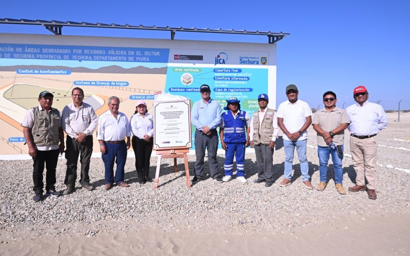 Minam recupera terrenos contaminados por residuos en beneficio de más de 75 mil habitantes de Sechura