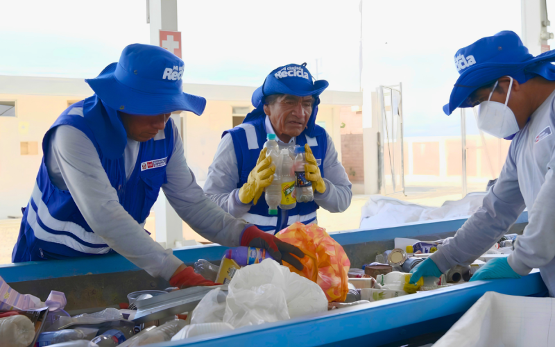 Ministerio del Ambiente impulsa formalización de recicladores y mejora gestión de residuos en 11 ciudades