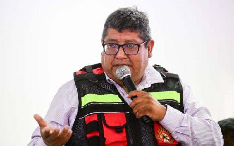 GORE Ucayali garantiza la implementación y equipamiento de la XII Comandancia Departamental de Bomberos para combatir incendios forestales